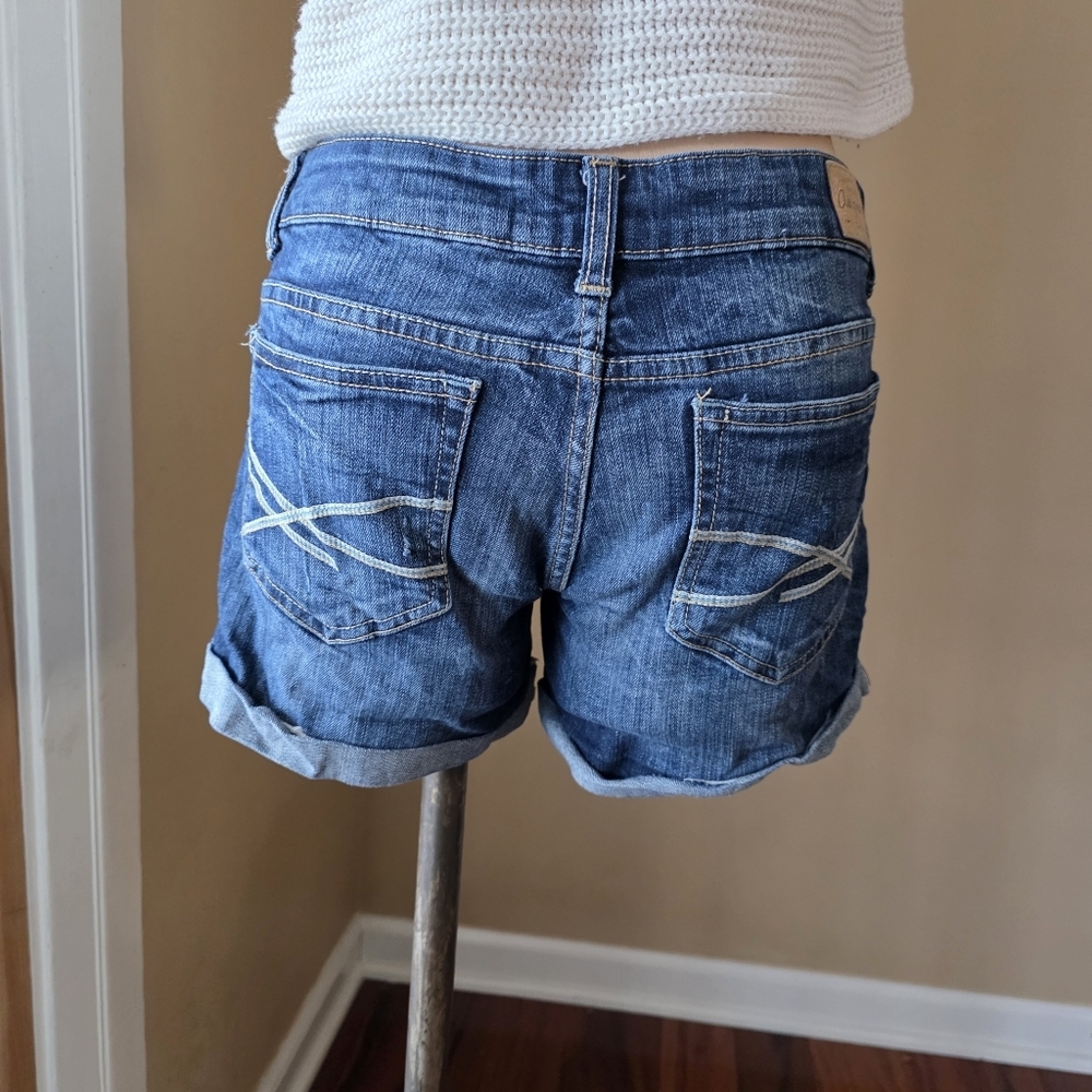 Aeropostale Dark Wash Cuffed Jean Shorts Size 5/6 VGUC - Picture 5 of 8